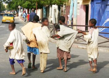 La campagne de retrait des enfants en situation de rue et des mandiants va-t-elle aboutir ?
