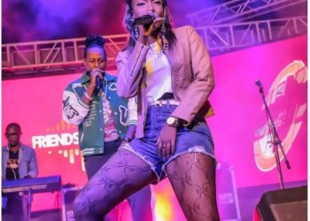 Umuririmvyikazi Monna Walda Kaneza yavuye mu gacerere