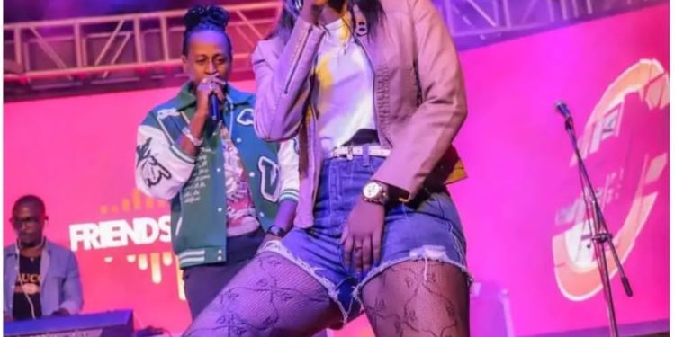 Umuririmvyikazi Monna Walda Kaneza yavuye mu gacerere