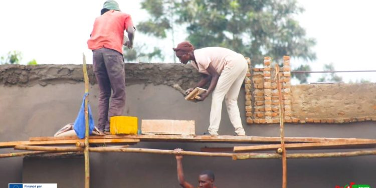 Loin des « qu’en dira-t-on », une femme maçonne émerge