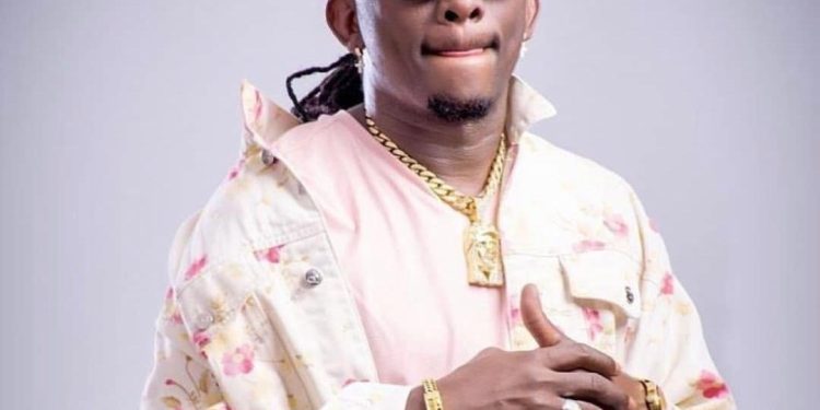 Big Fizzo agiye Kubica bicike mu gihugu ca Canada