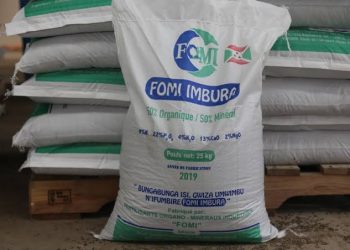 Cankuzo_Ruyigi: Abarimyi baridogera ubukene bw’ ifumbire