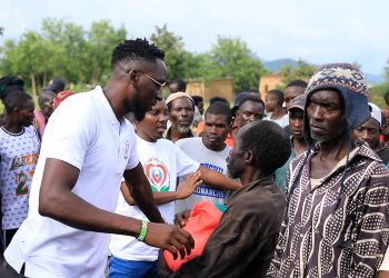 #IndundiSports: Kizigenza w’umugwi nserukiragihugu yatanze imfashanyo kubatishoboye