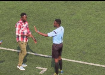 Umumenyereza wa Les Jeunes Athletiques yahanwe na FFB