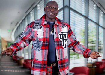 Indirimbo z’ubu ngo ntakanovera zigifise