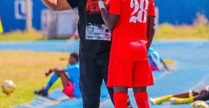 Etienne Ndayiragije yaraye atsinze urukino rwiwe rugira umunani