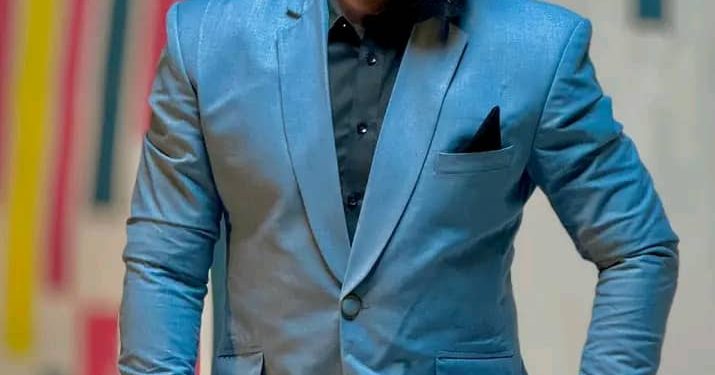 Mista Champagne ati umuduga nawugurishije kumvo zitamvuyeko