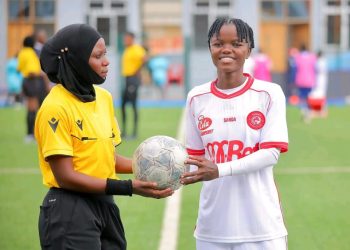Ash Jaffar yaraye yinjije ibitsindo bitatu wenyene