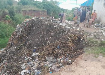 Kanyosha: Haribonekeza imyanda hafi y’amazu no mu bibanza bitandukanye