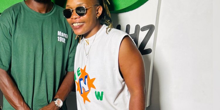 Esther Nish na Legend Kid baje n’indirimbo itavyorosha
