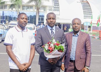 Samuel Ndayiragije agarutse mu gihugu c’amavukiro