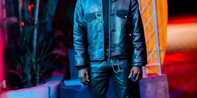 Indirimbo nshasha ya Bain Turo yoba ari iya nyuma 