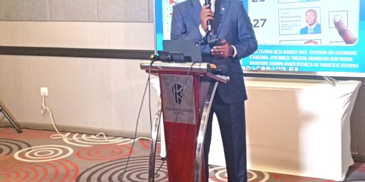 Contre les promesses oubliées, Nahimana veut réconcilier les élus et le peuple