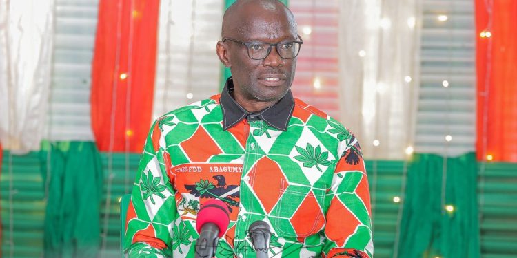 Ndikuriyo balaie les accusations d’intimidation et d’irrégularités lors du double scrutin dernier