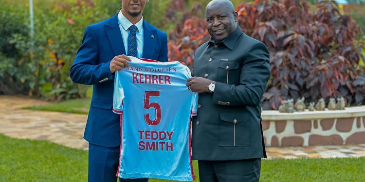 Thilo Kehrer, footballeur burundo-allemand reçu par le Président de la République