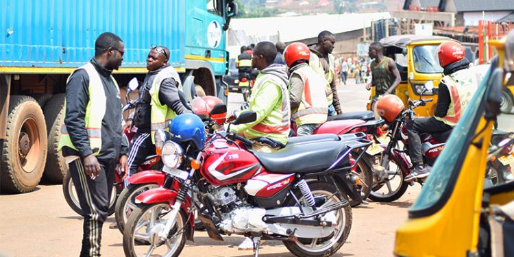 Kayanza : des trajets trois fois plus chers, la population s’interroge