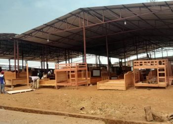 Kukabasazi renaît de ses cendres, entre espoir et précarité