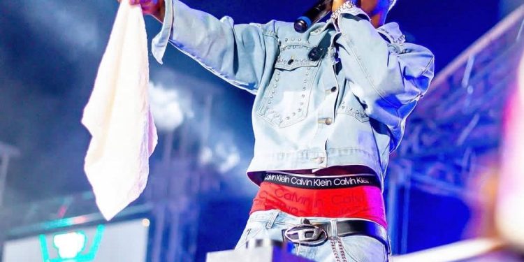 Indirimbo “aha nihe” ya Kirikou ni ivyo yariko aracamwo