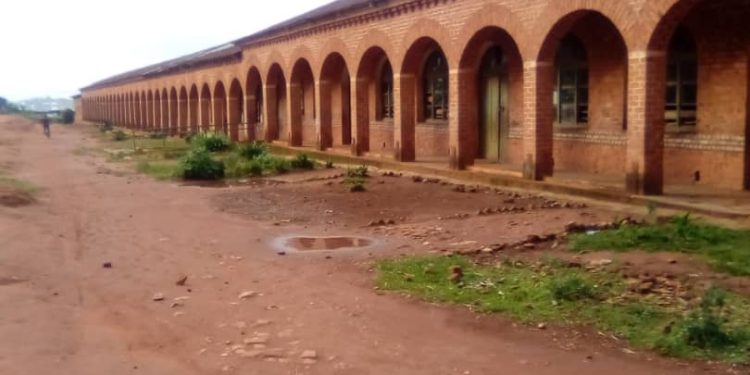 Gitega : des écoles vétustes inquiètent parents et enseignants
