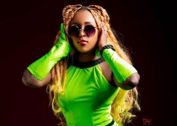 Umuririmvyikazi Khailla Keza asaba abakunzi b’umuziki ndundi kumushigikira