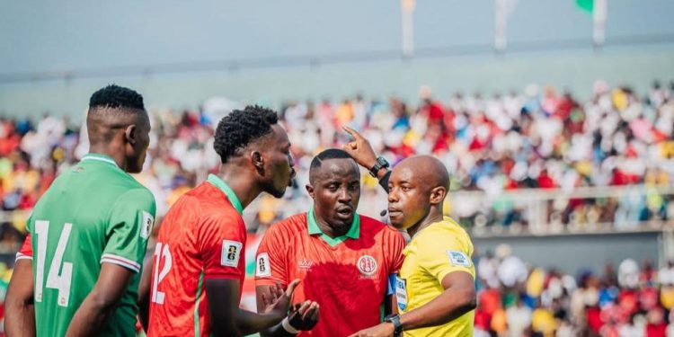 Umusatirizi w’Intamba mu rugamba yafatiwe ibihano n’urwego rujejwe indero muri FIFA