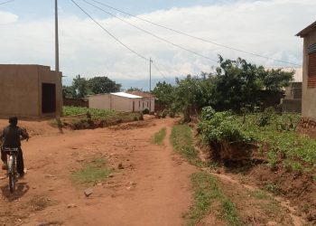 Des installations électriques abandonnées sans mise en service à Ramba