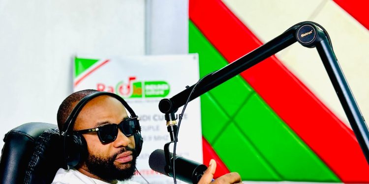 Le chanteur Mista Champagne conseille les autres artistes burundais