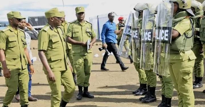 Meta yahagaritse imbuga za bamwe mu batanzaniya