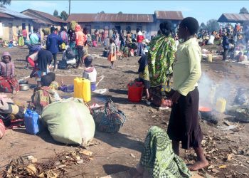 Impunzi z’abanyekongo zashikiye mu mihana canke zashitse zipanga zigiye kwimurwa