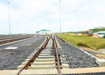 Chemin de fer électrique en Tanzanie : un projet régional à 2 milliards de dollars mis à l’épreuve par le climat