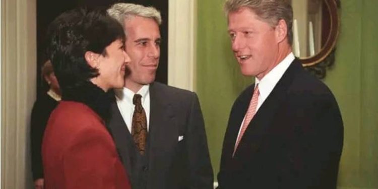 Iperereza rishasha ku ngendo z’indege za Epstein ryongeye gutera amakenga mu Bwongereza