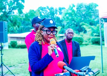 Hakeneye abarenga ibihumbi bitatu banonosoye ibijanye n’amagara y’abavyeyi n’ibibondo