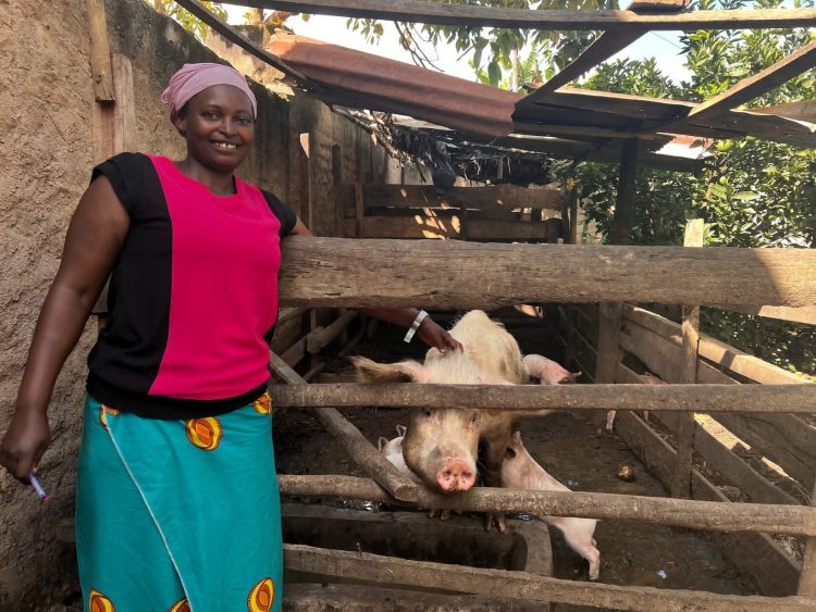 À Makamba, Renilde transforme une émission de radio en opportunité économique