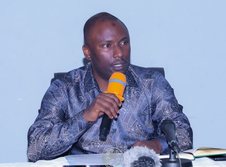 Le ministre Hassan Kibeya fixe l’objectif d’un milliard de dollars de recettes issues des secteurs sous sa tutelle