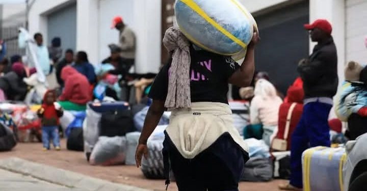 Uganda yatanguje umugambi wo gukura abanyagihugu bayo muri Afrika y’epfo
