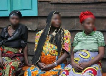 Burima: abakenyezi baridoga ko barihishwa amafaranga bagiye kwibaruka