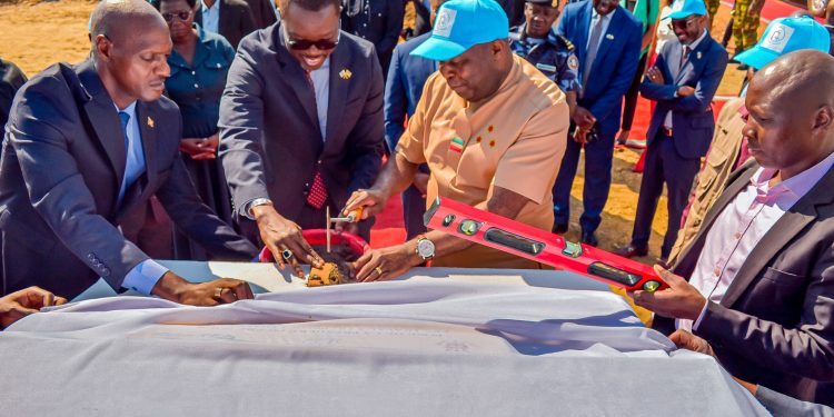 Bujumbura : le projet « Amazi Iwacu » promet de soulager plus de 500 000 habitants de la pénurie d’eau