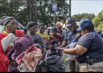 Abantu barenga ibihumbi 53 birukanywe