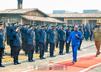 Kuva satatu z’ijoro ,kuri Ntahangwa y’epfo n’iya ruguru,abapolisi haba hageze ko bagenya”, prezida Ndayishimiye