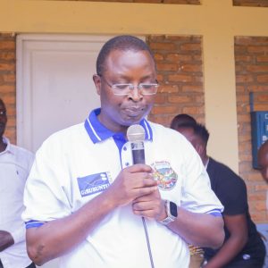 Père Déogratias Maruhukiro, président de RAPRED Girubuntu