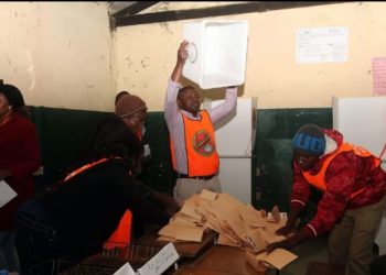 Zambia: uguharura amajwi y’amatora vyahagaritswe
