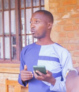 Manassé Ndumwimana,directeur de l’École fondamentale Bugarama