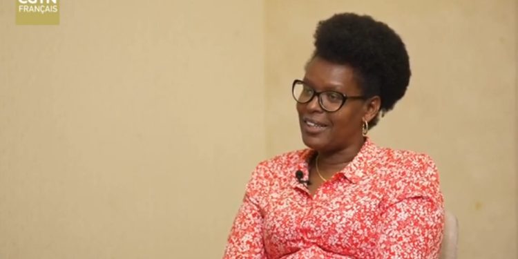 Evelyne Butoyi,la ministre burundaise de la Communication et des Médias