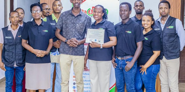 Burundi : la Radio Indundi Culture rejoint la Communauté bleue pour promouvoir la protection de l’eau